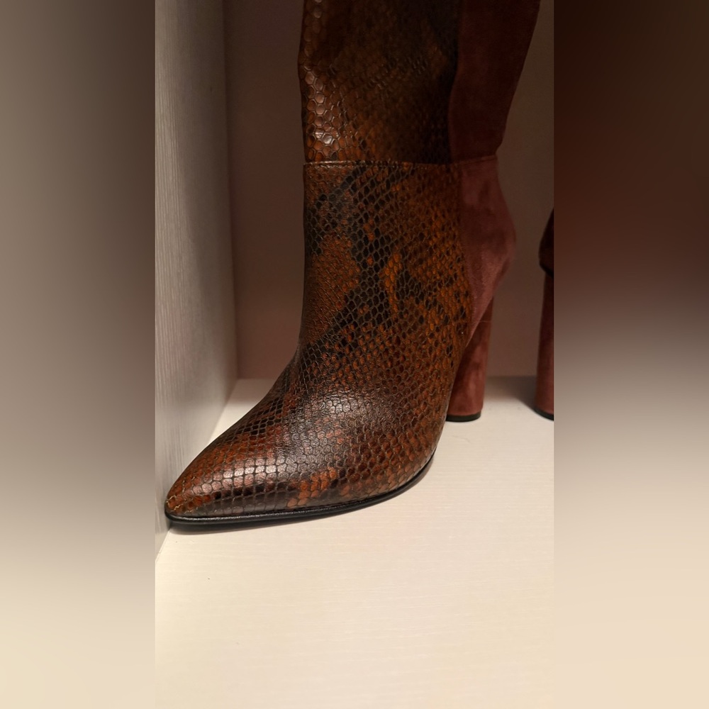 42 GOLD Brown Suede & Snake-Print Block Heel Knee Boots